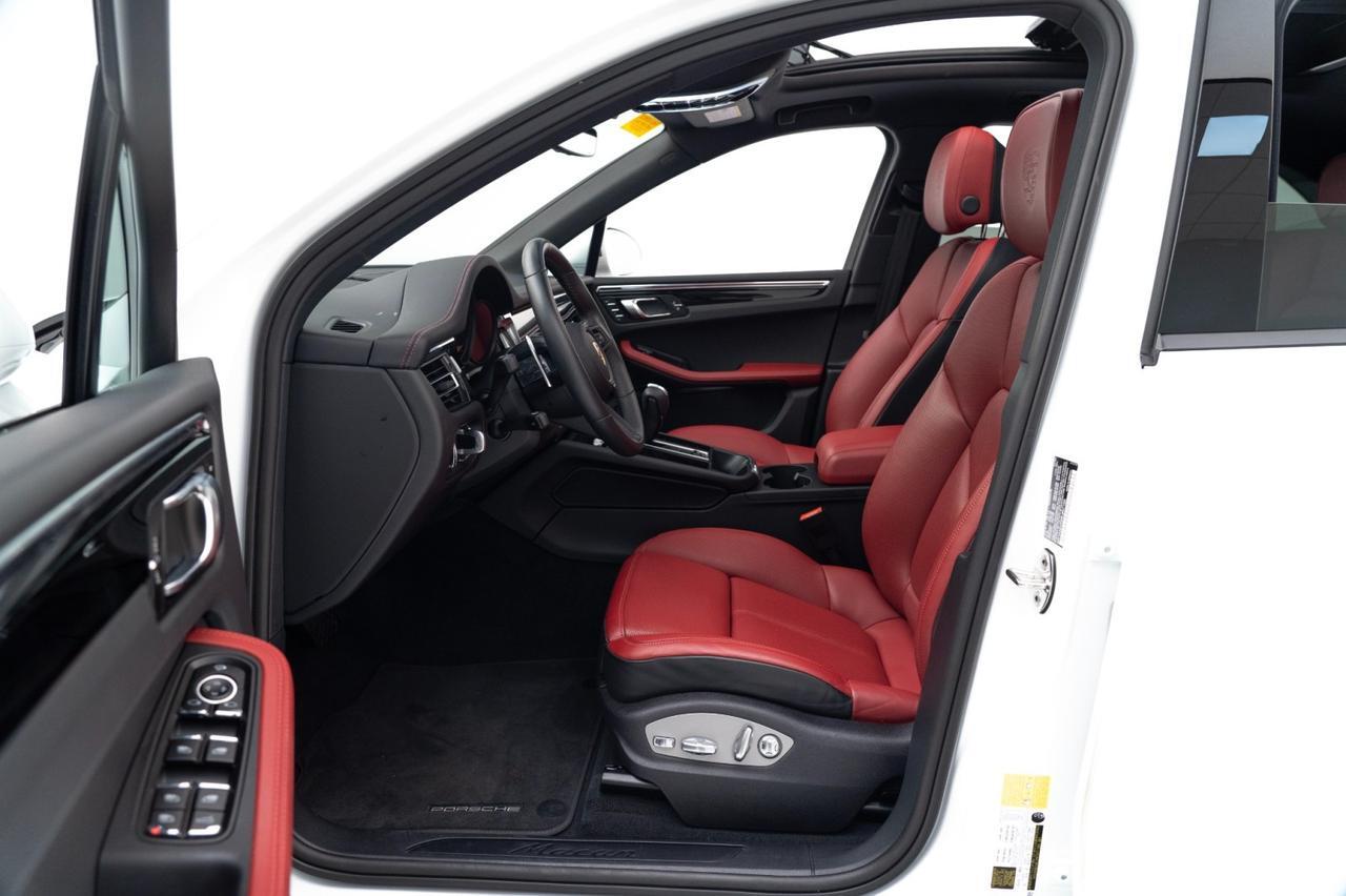 2025 Porsche Macan Pompano Beach FL