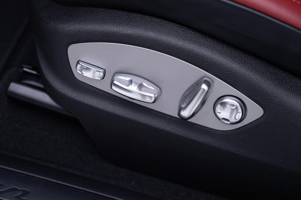 2025 Porsche Macan Pompano Beach FL