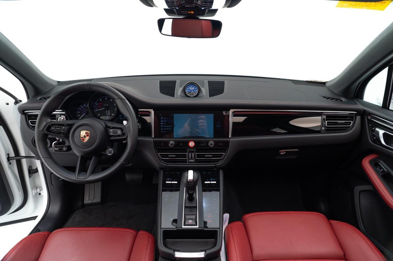 2025 Porsche Macan Pompano Beach FL