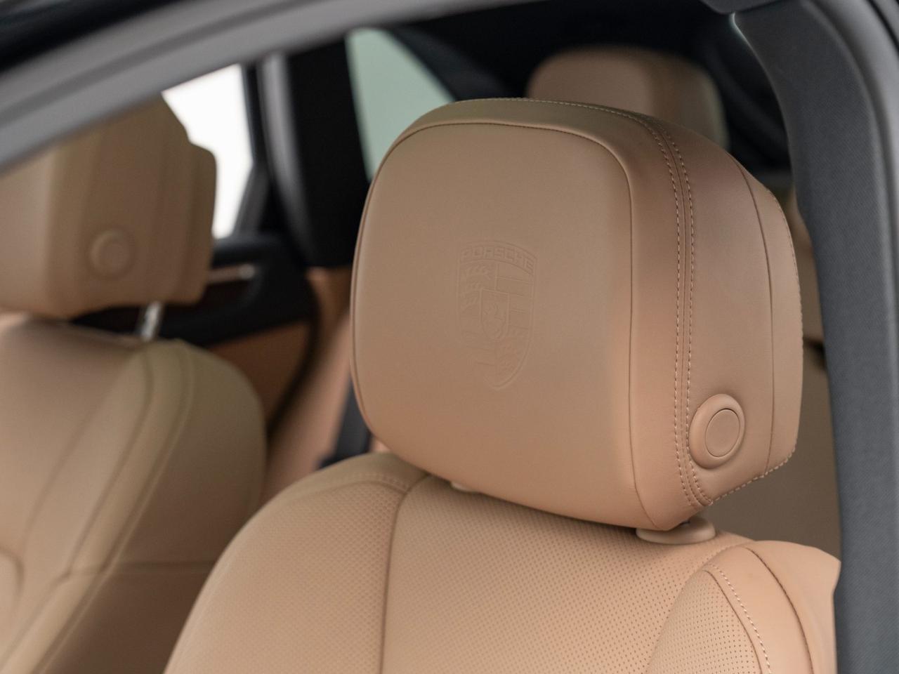 2025 Porsche Macan Pompano Beach FL