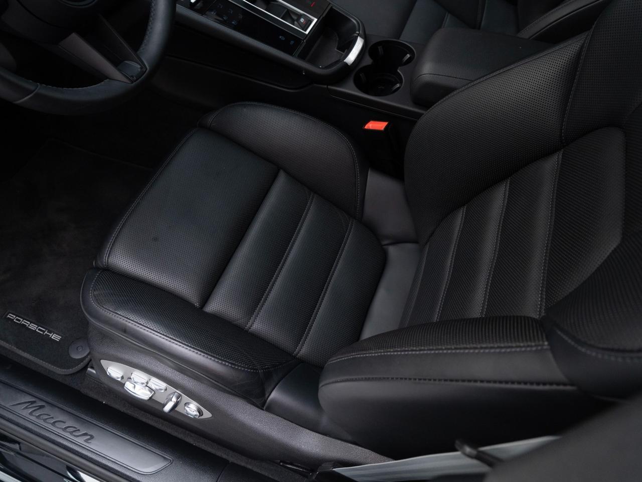 2025 Porsche Macan Pompano Beach FL