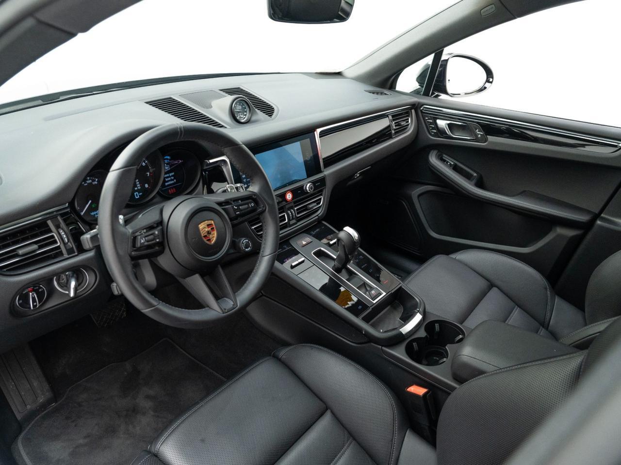 2025 Porsche Macan Pompano Beach FL