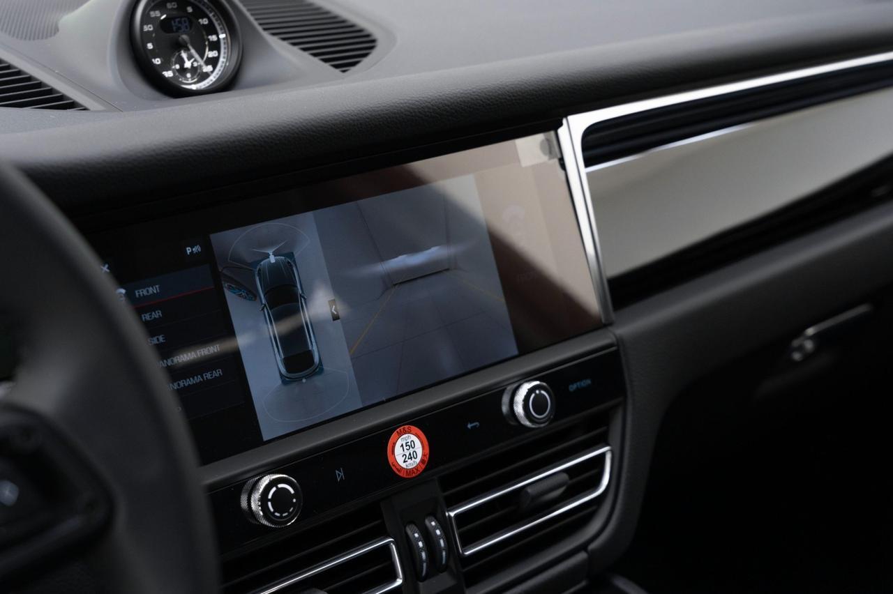 2025 Porsche Macan Pompano Beach FL