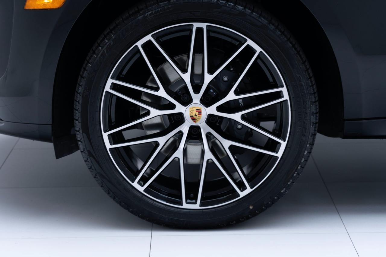 2025 Porsche Macan Pompano Beach FL
