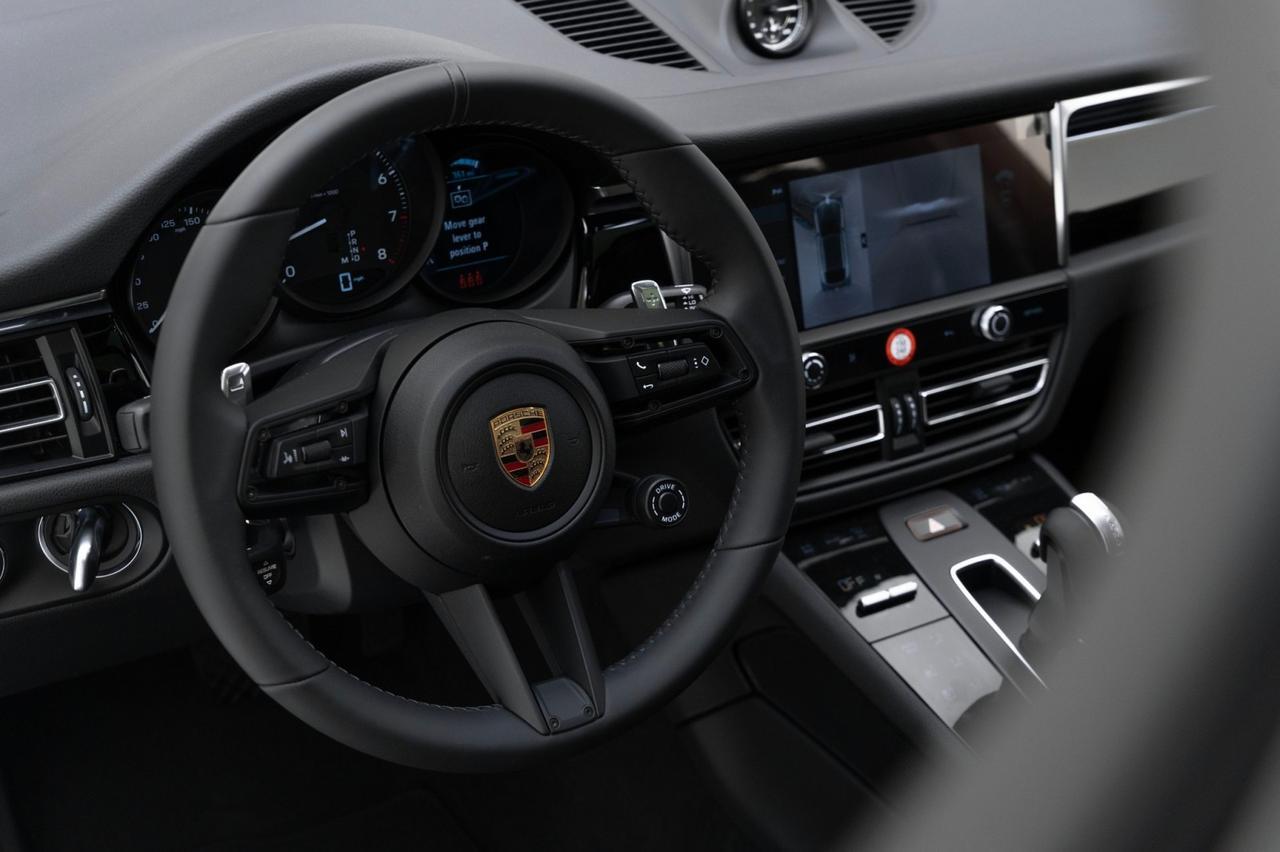 2025 Porsche Macan Pompano Beach FL