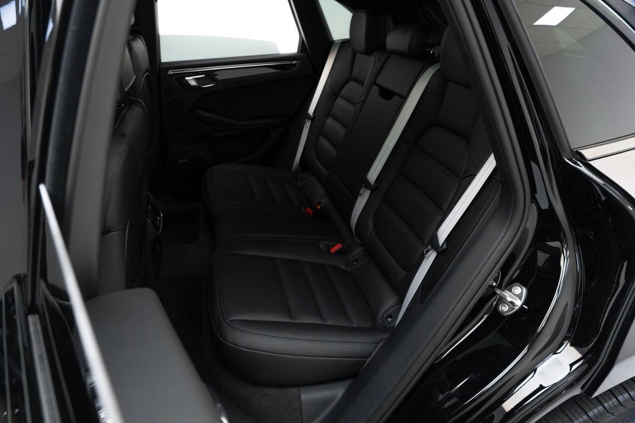 2025 Porsche Macan Pompano Beach FL