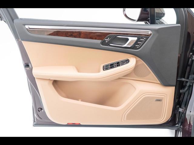 2025 Porsche Macan Pompano Beach FL