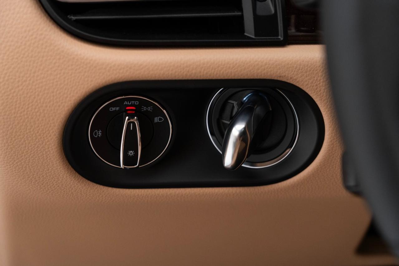 2025 Porsche Macan Pompano Beach FL