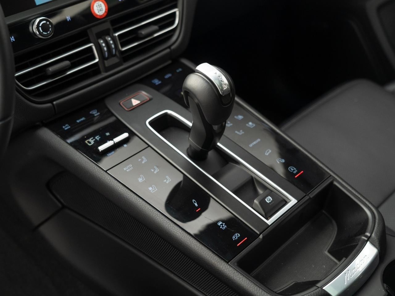 2025 Porsche Macan Pompano Beach FL