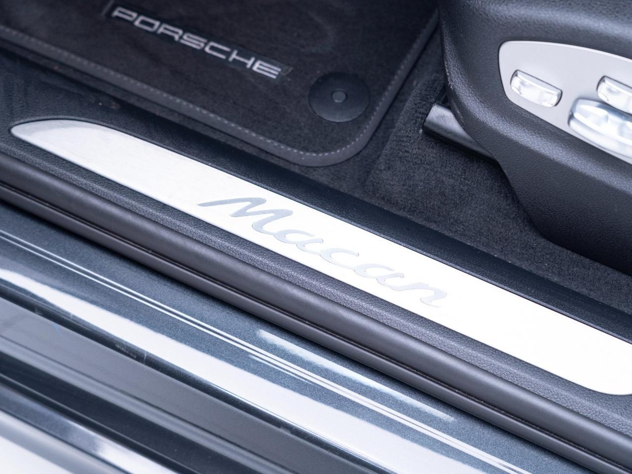 2025 Porsche Macan Pompano Beach FL