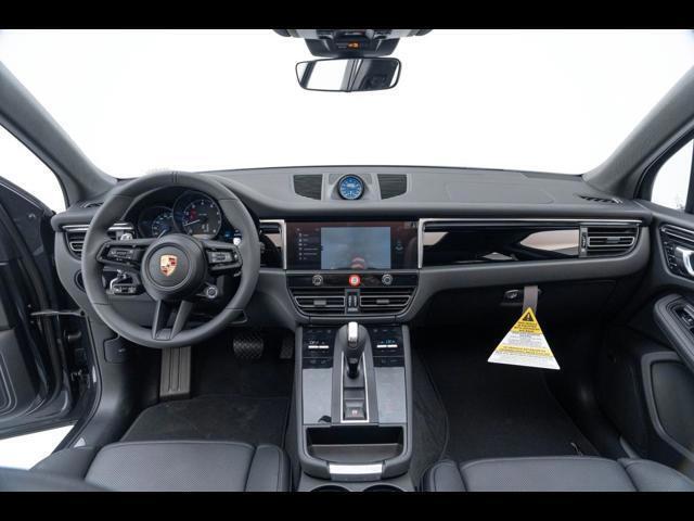 2025 Porsche Macan Pompano Beach FL