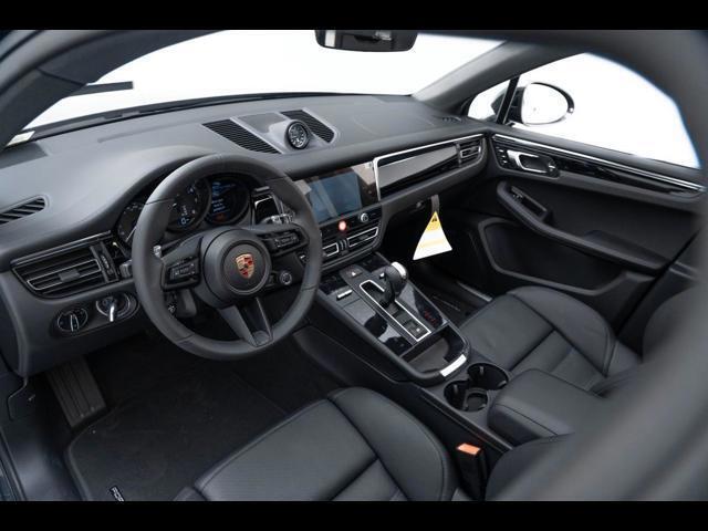 2025 Porsche Macan Pompano Beach FL
