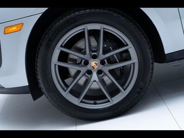 2025 Porsche Macan Pompano Beach FL