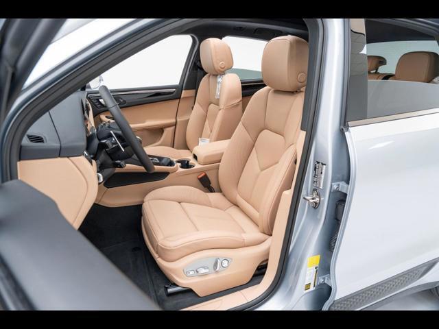 2025 Porsche Macan Pompano Beach FL