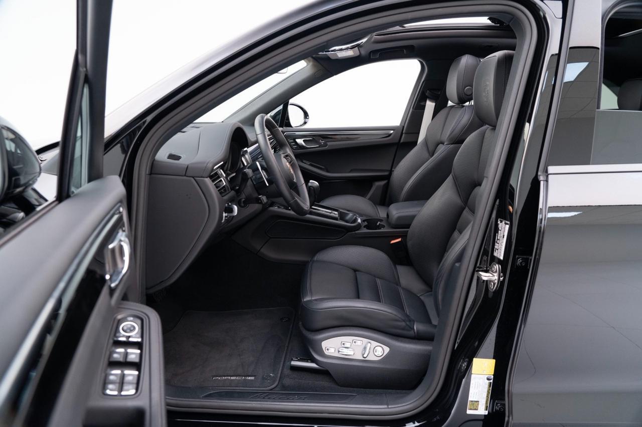 2025 Porsche Macan Pompano Beach FL
