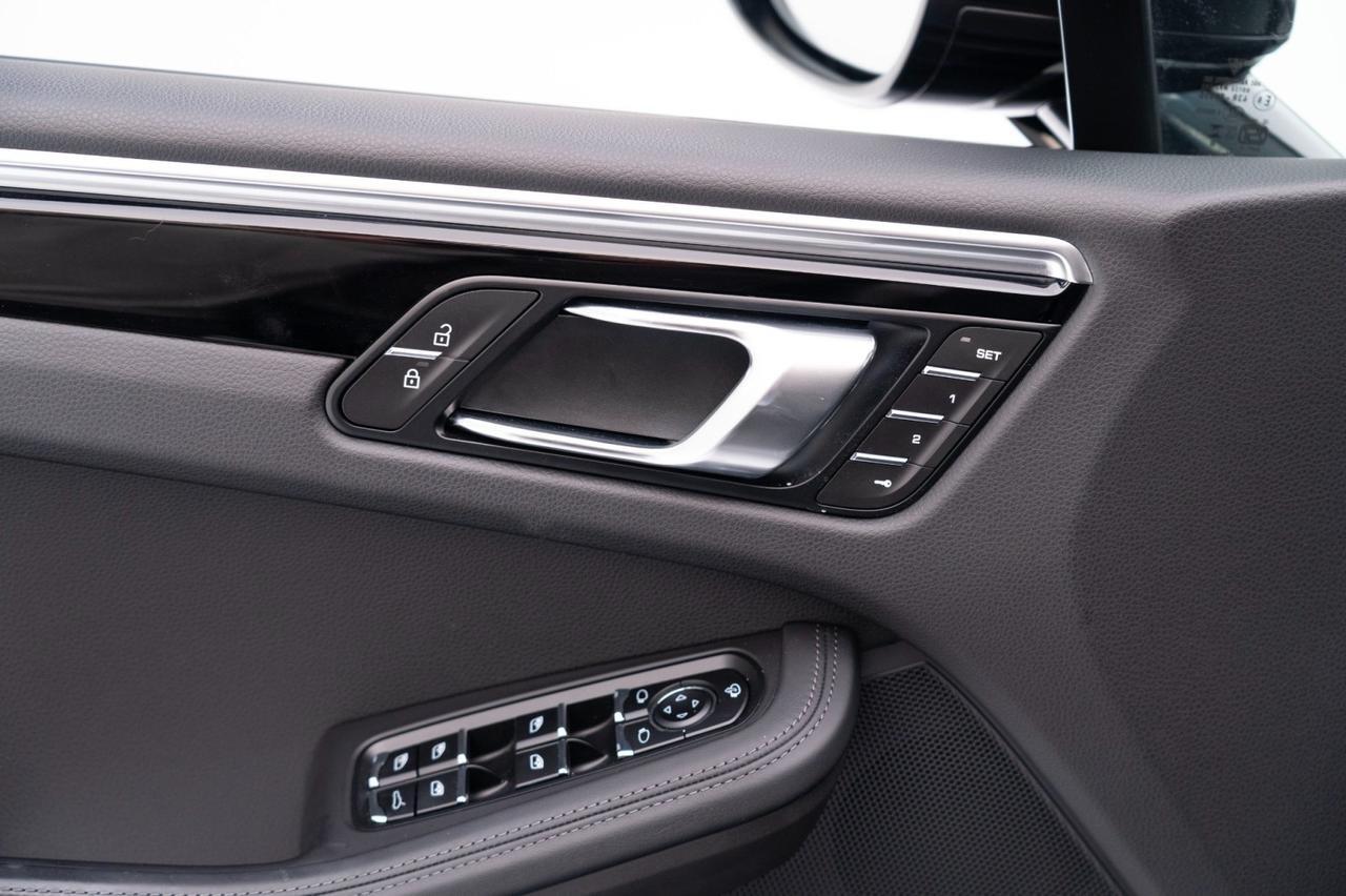 2025 Porsche Macan Pompano Beach FL