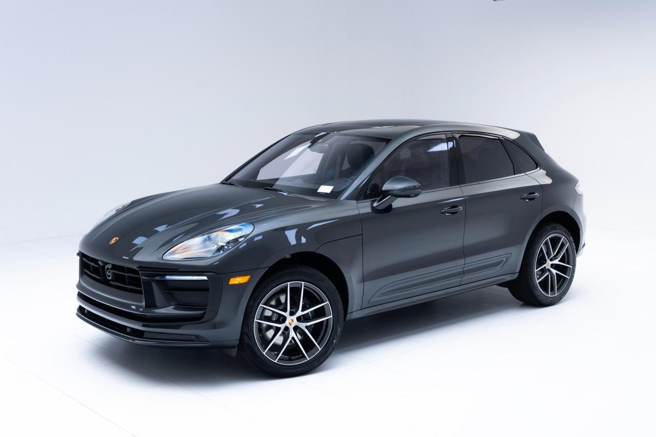 2025 Porsche Macan
