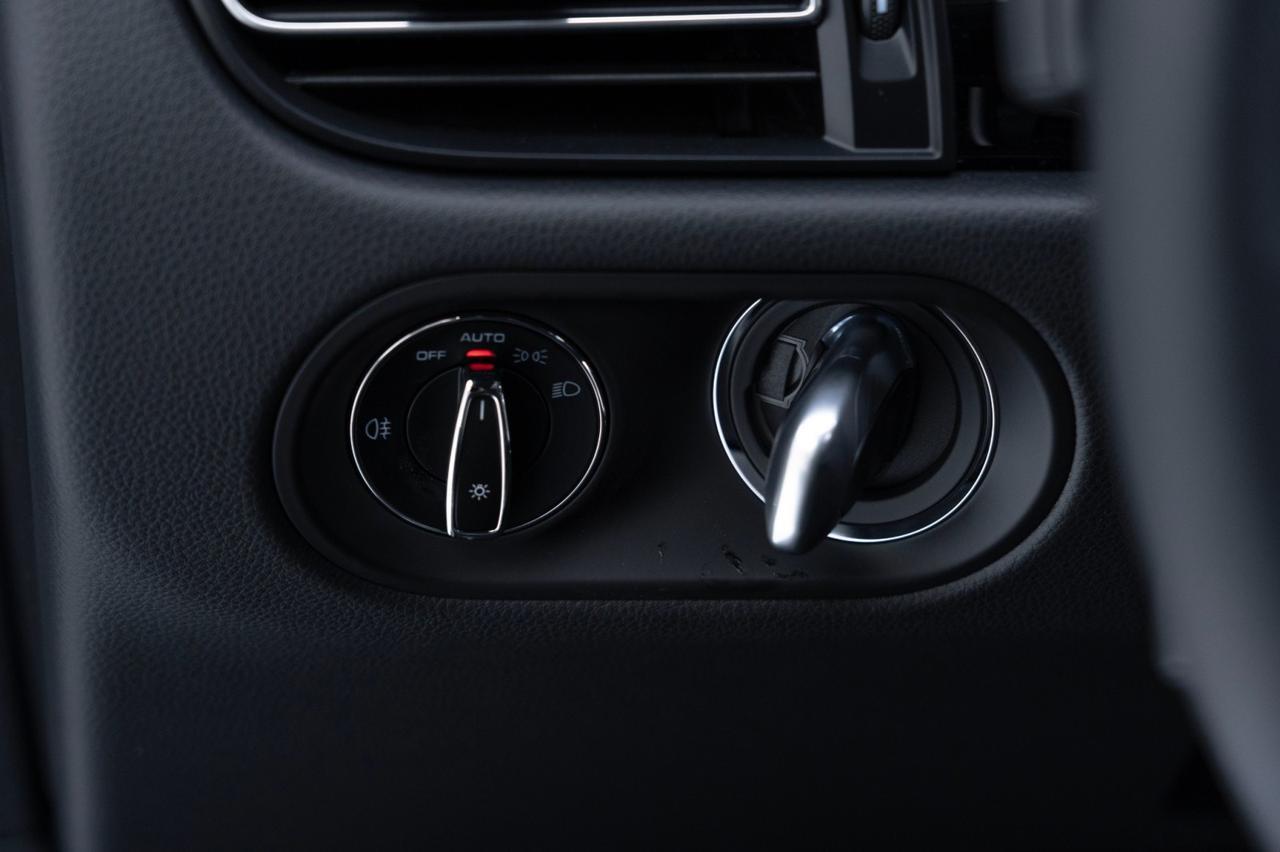 2025 Porsche Macan Pompano Beach FL