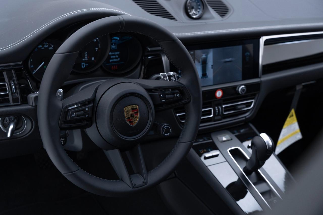 2025 Porsche Macan Pompano Beach FL