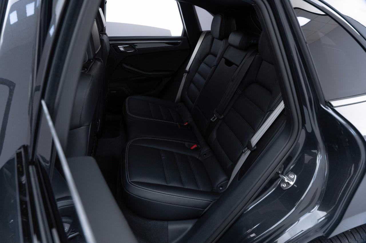 2025 Porsche Macan Pompano Beach FL