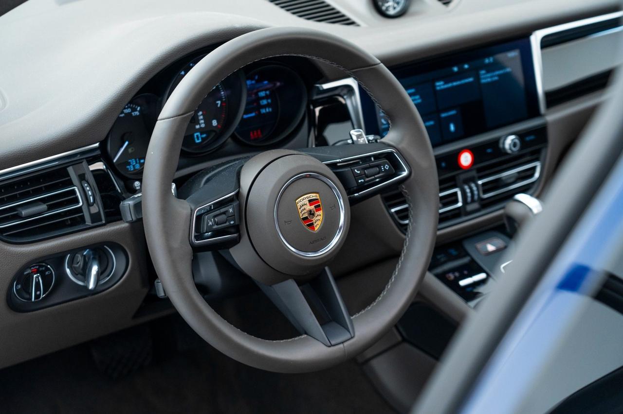 2025 Porsche Macan Pompano Beach FL