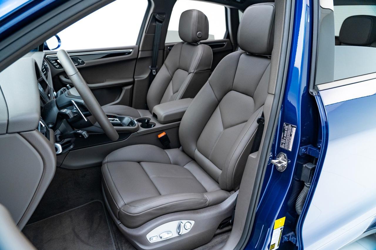 2025 Porsche Macan Pompano Beach FL