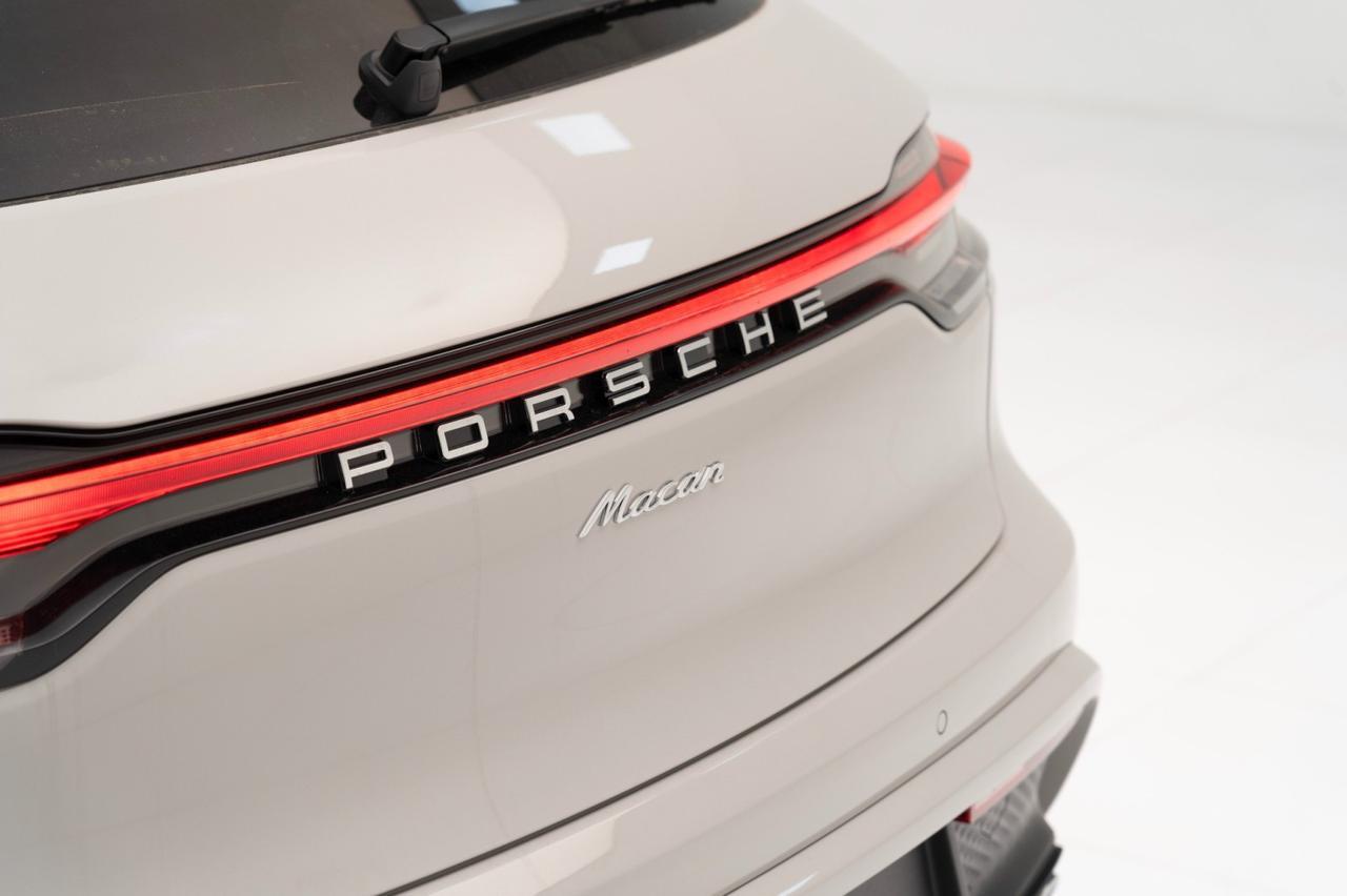 2025 Porsche Macan Pompano Beach FL