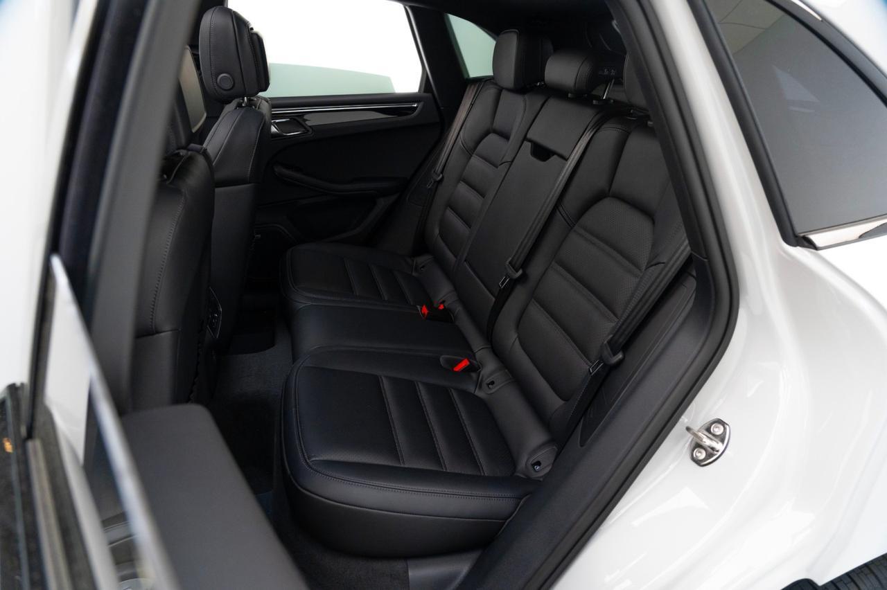 2025 Porsche Macan Pompano Beach FL