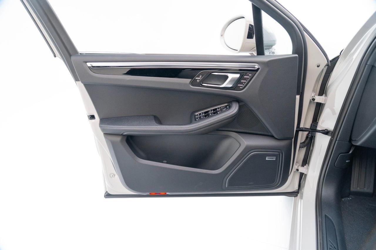 2025 Porsche Macan Pompano Beach FL