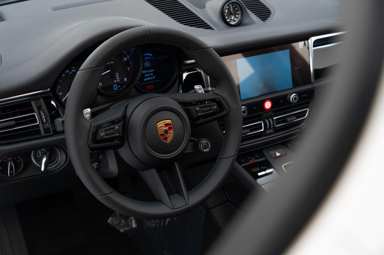 2025 Porsche Macan Pompano Beach FL