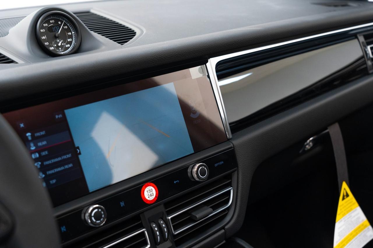 2025 Porsche Macan Pompano Beach FL