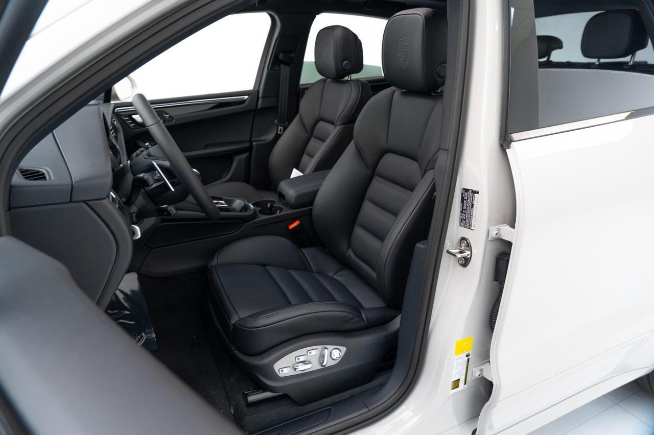 2025 Porsche Macan Pompano Beach FL