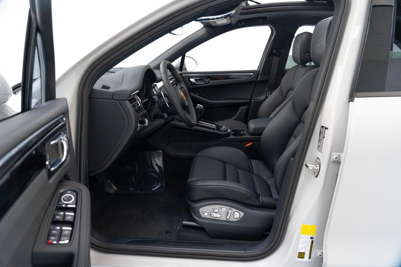 2025 Porsche Macan Pompano Beach FL