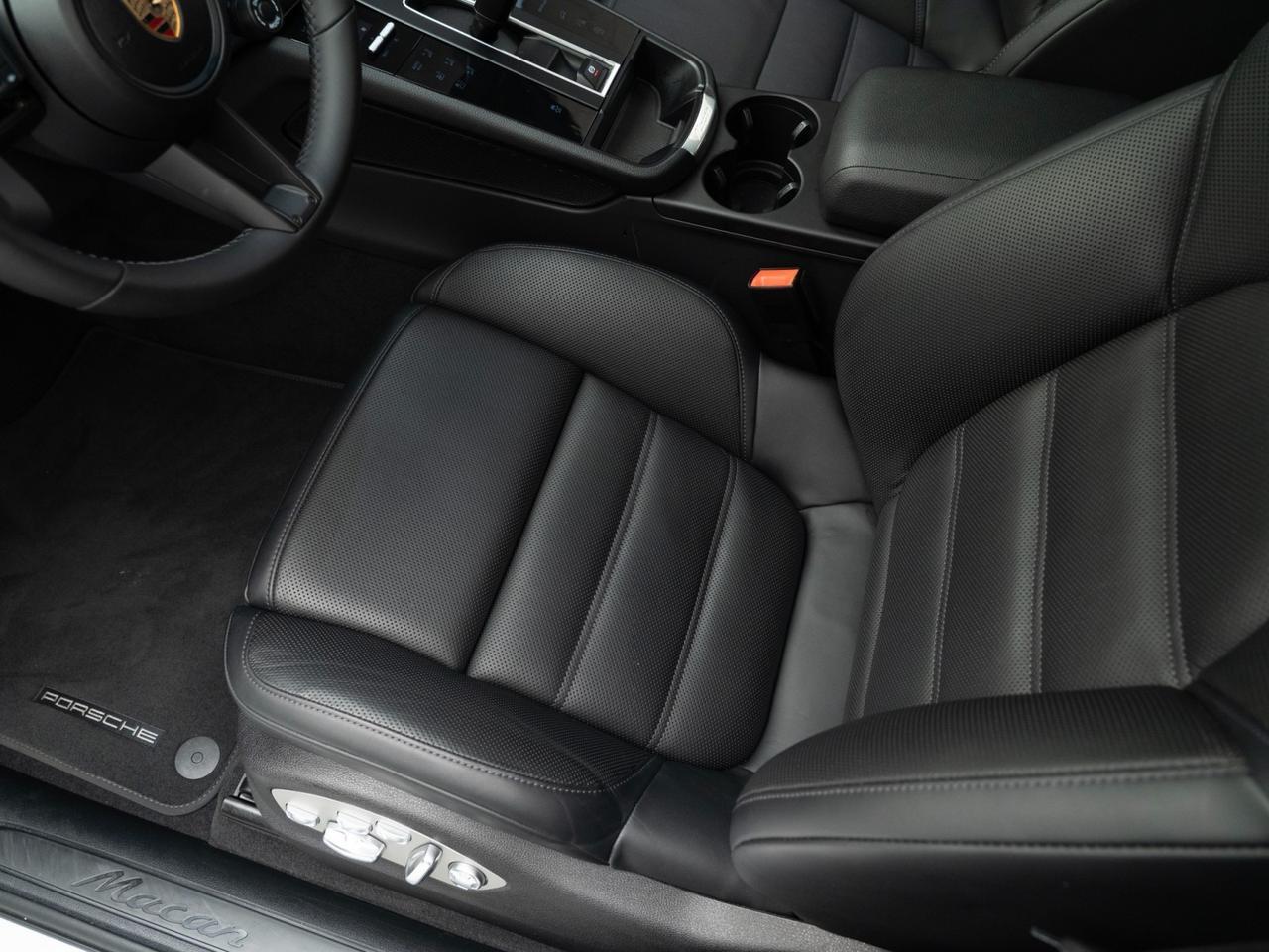 2025 Porsche Macan Pompano Beach FL