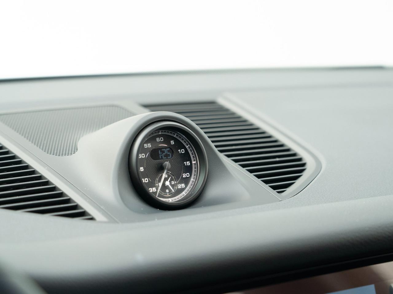 2025 Porsche Macan Pompano Beach FL