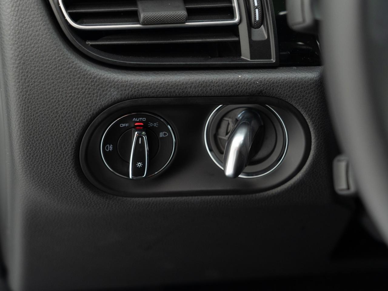 2025 Porsche Macan Pompano Beach FL