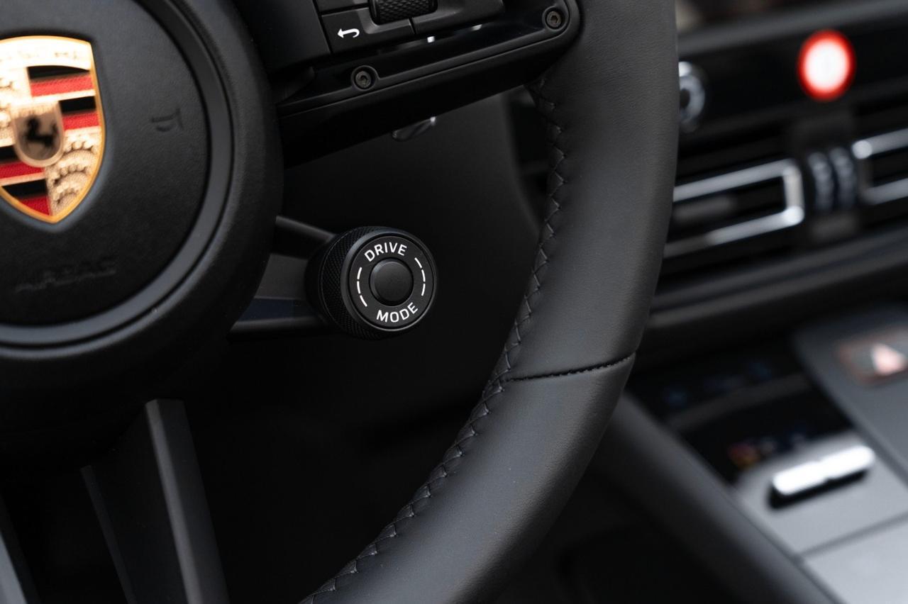 2025 Porsche Macan Pompano Beach FL