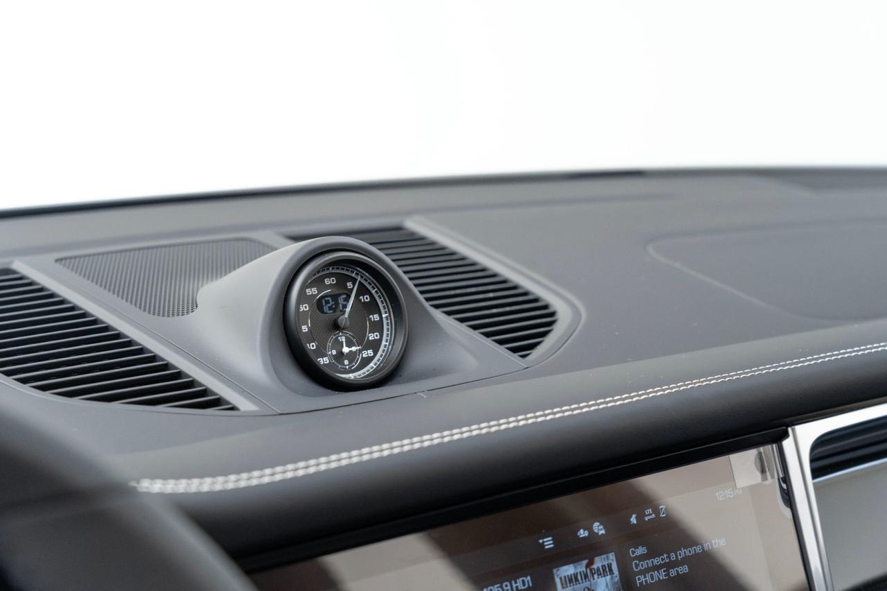 2025 Porsche Macan Pompano Beach FL