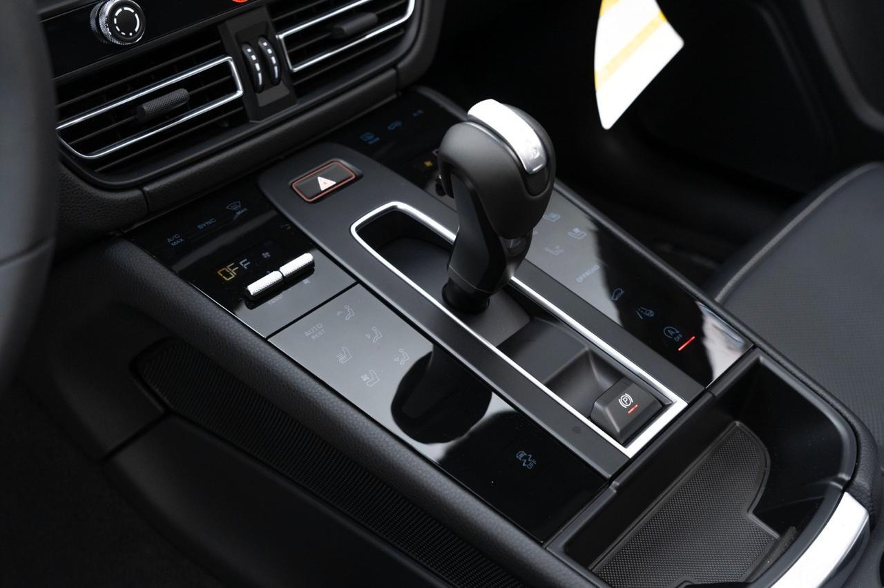 2025 Porsche Macan Pompano Beach FL