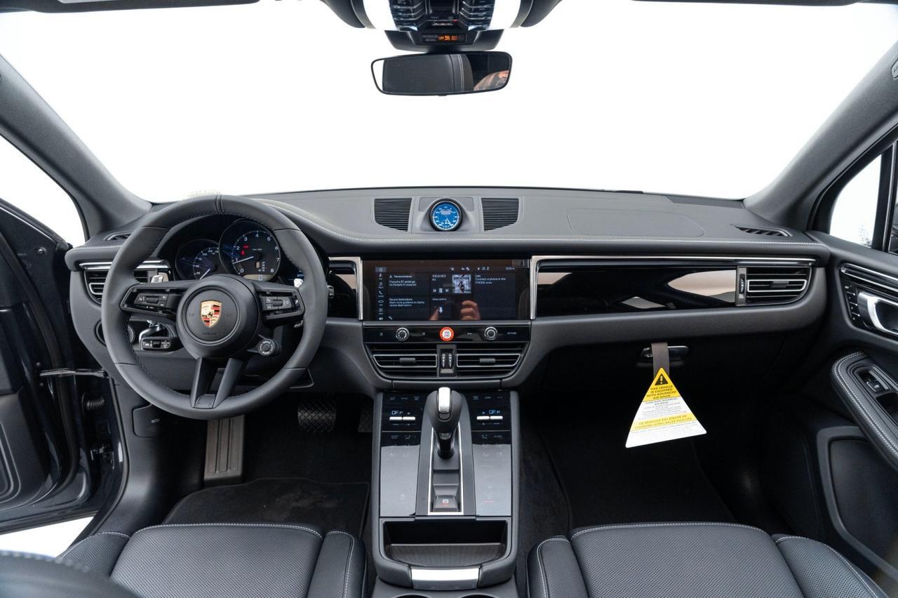 2025 Porsche Macan Pompano Beach FL