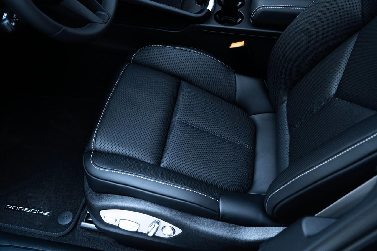 2025 Porsche Macan Pompano Beach FL