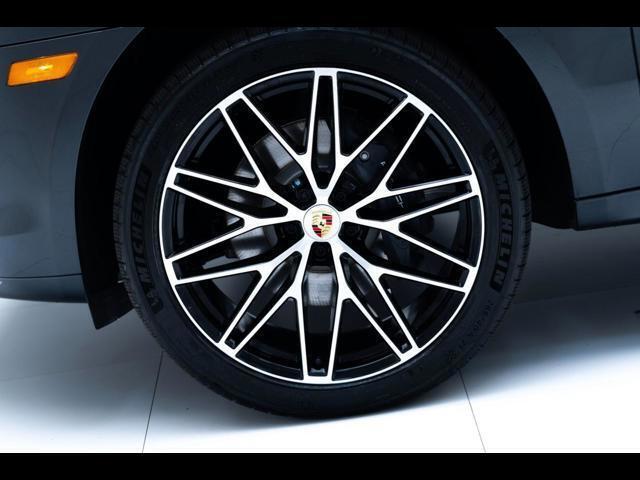 2025 Porsche Macan Pompano Beach FL