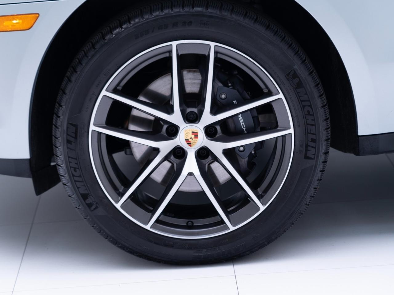 2025 Porsche Macan Pompano Beach FL