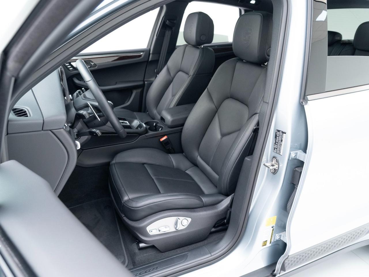 2025 Porsche Macan Pompano Beach FL