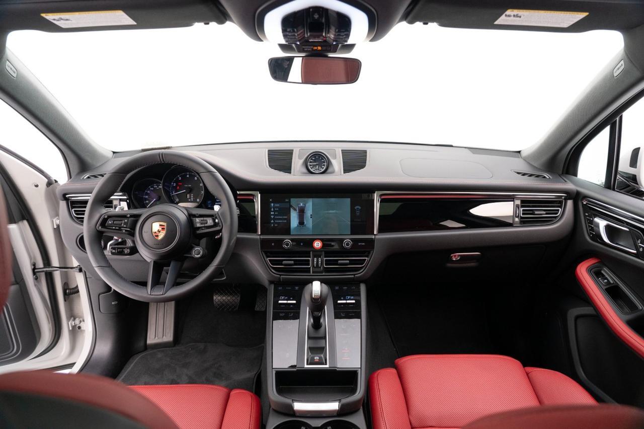 2025 Porsche Macan Pompano Beach FL