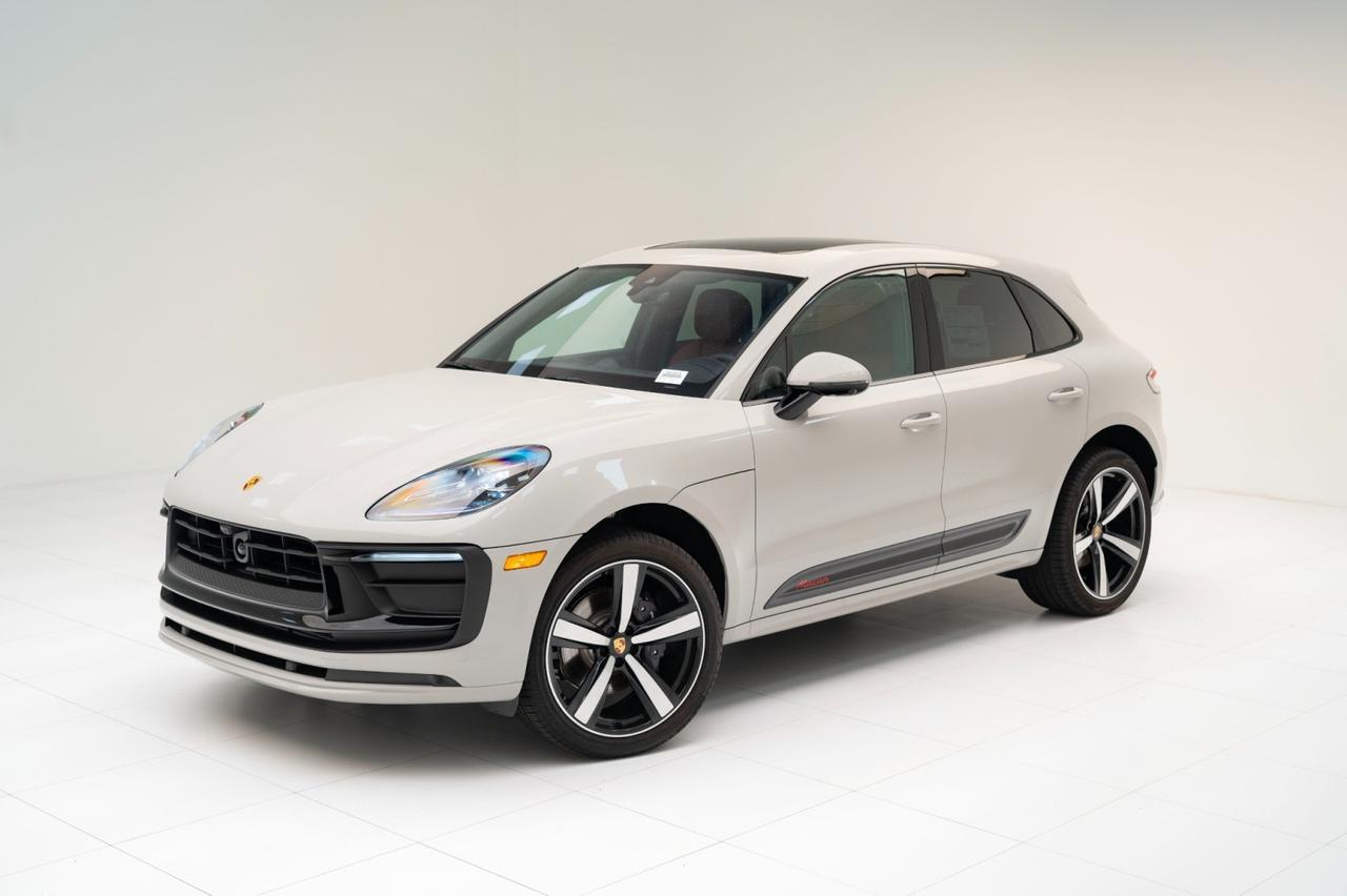 2025 Porsche Macan