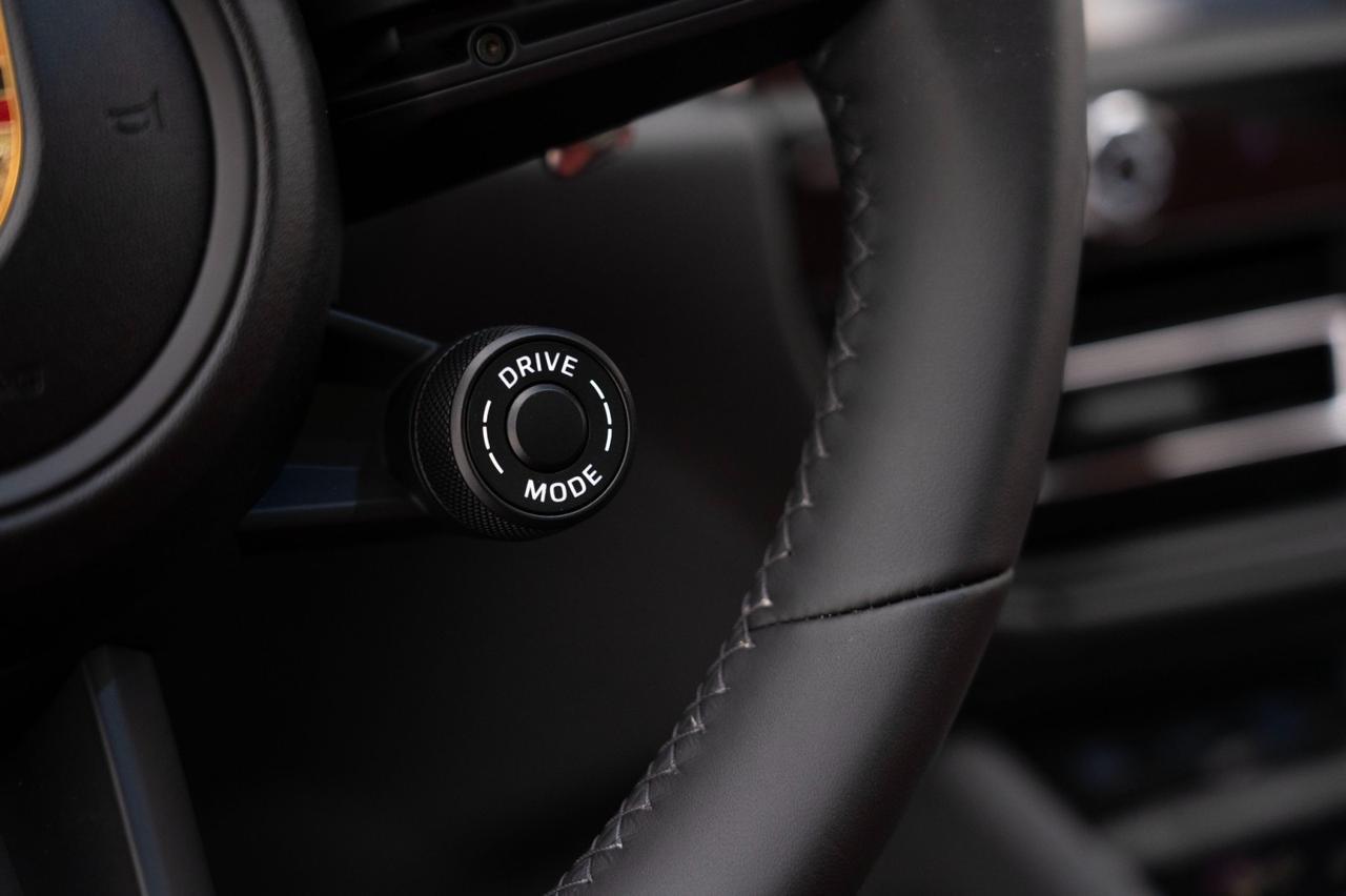 2025 Porsche Macan Pompano Beach FL