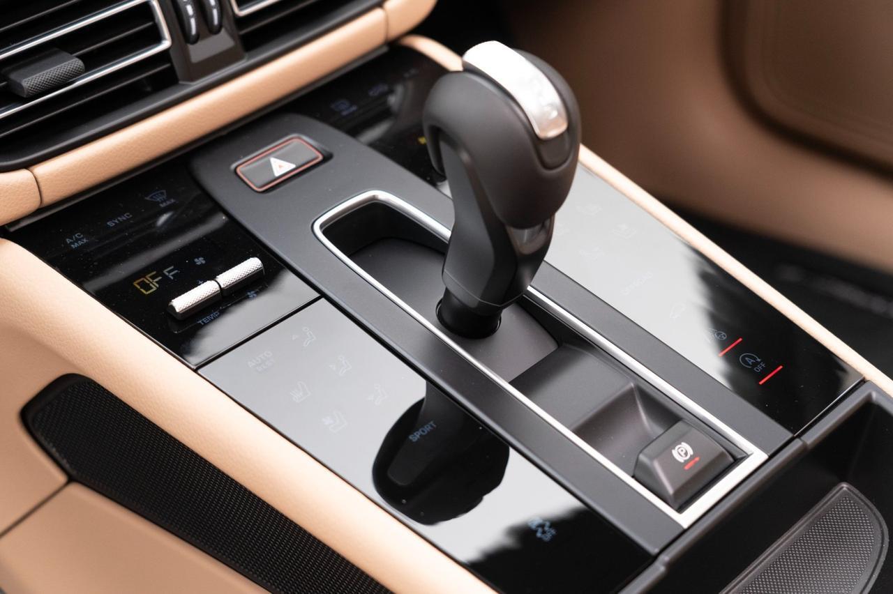 2025 Porsche Macan Pompano Beach FL