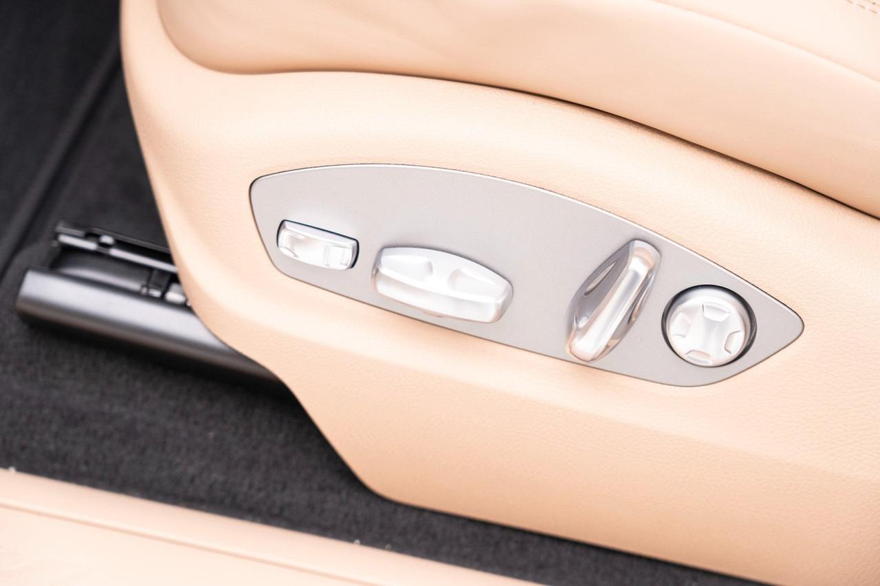 2025 Porsche Macan Pompano Beach FL