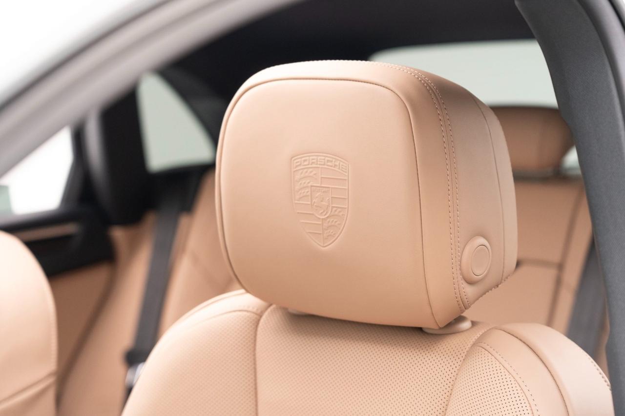 2025 Porsche Macan Pompano Beach FL